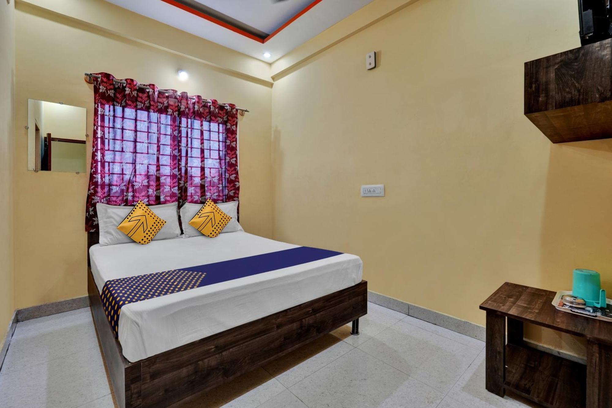 Hotel Spot On Anugraha Residency Kumbalgod Exterior foto