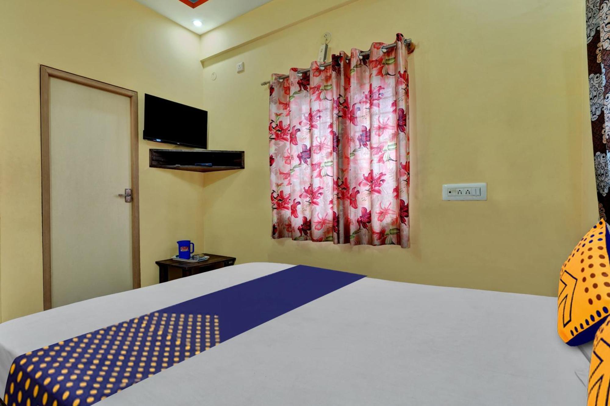 Hotel Spot On Anugraha Residency Kumbalgod Exterior foto