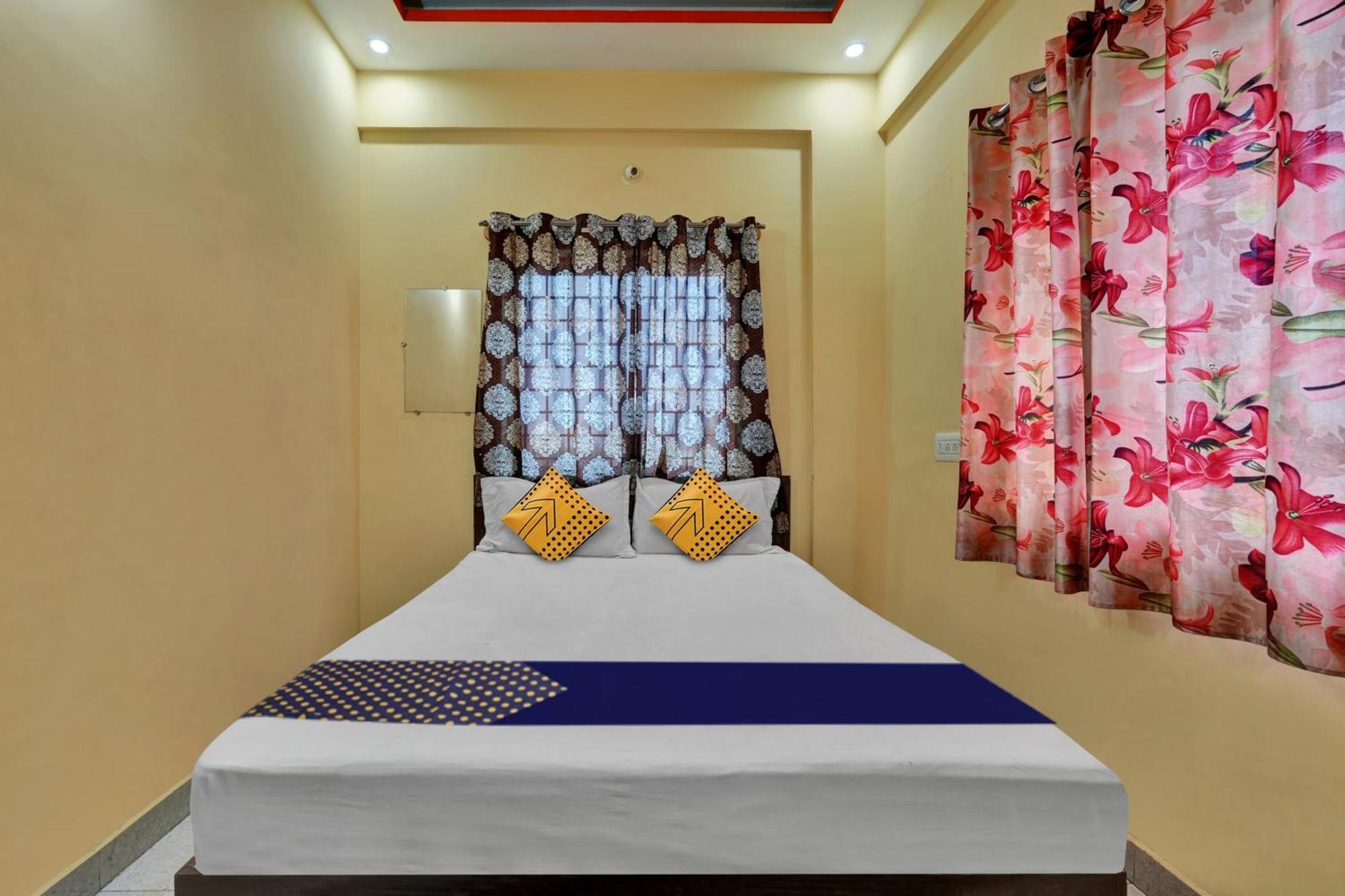 Hotel Spot On Anugraha Residency Kumbalgod Exterior foto